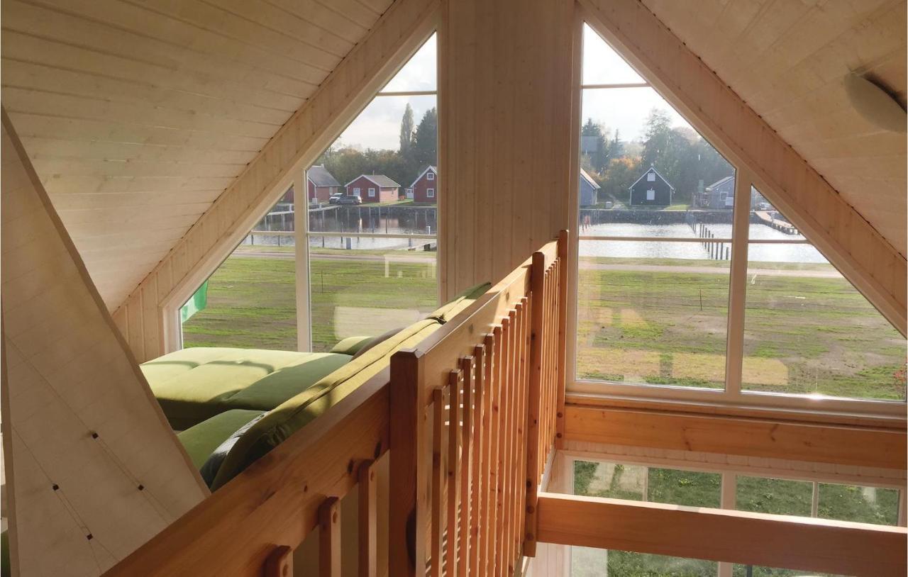 Beach Front Home In Zerpenschleuse With Wifi Екстериор снимка