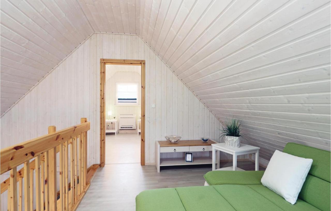 Beach Front Home In Zerpenschleuse With Wifi Екстериор снимка