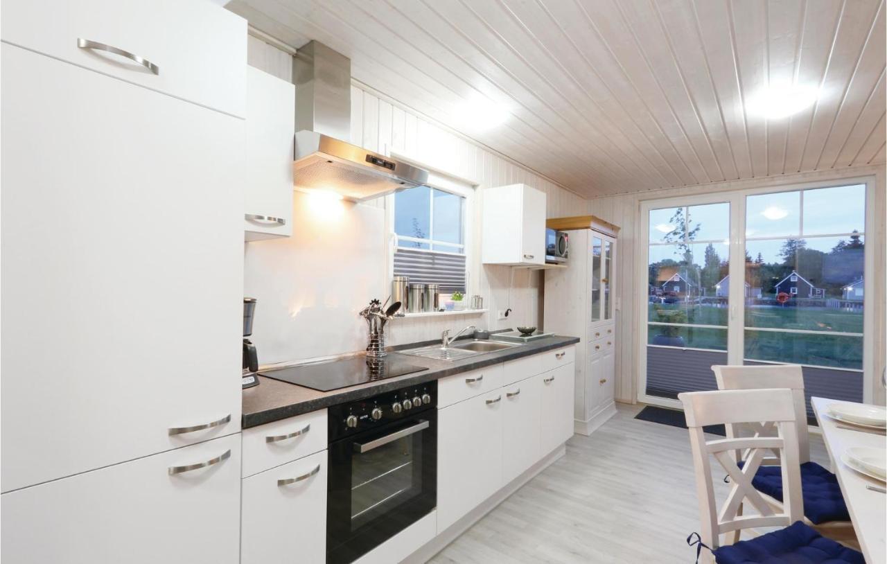Beach Front Home In Zerpenschleuse With Wifi Екстериор снимка